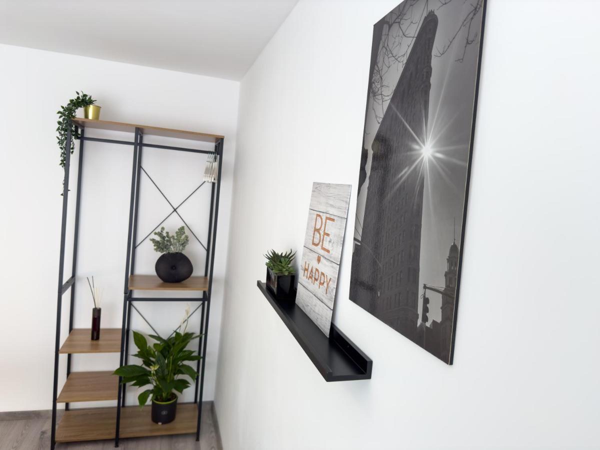 Immostay #6 - 4 Fuer 8 Personen, Wifi & Zentrum Apartment *