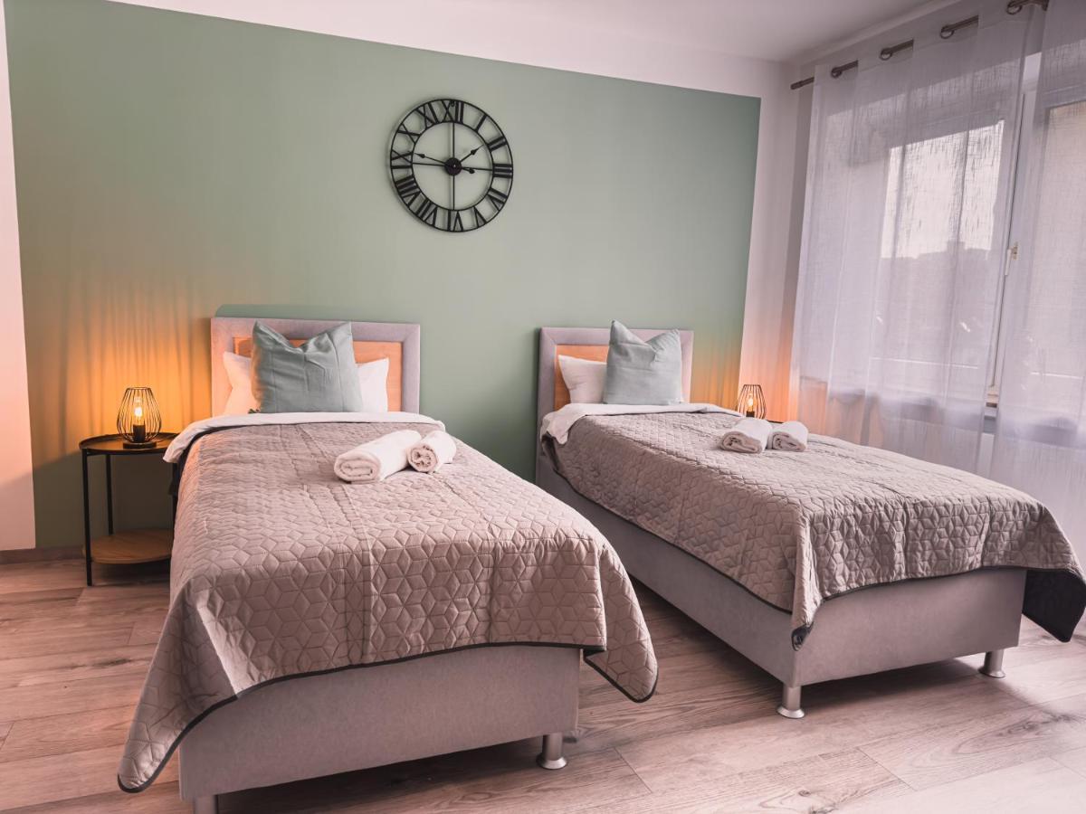 Immostay #6 - 4 Fuer 8 Personen, Wifi & Zentrum Apartment