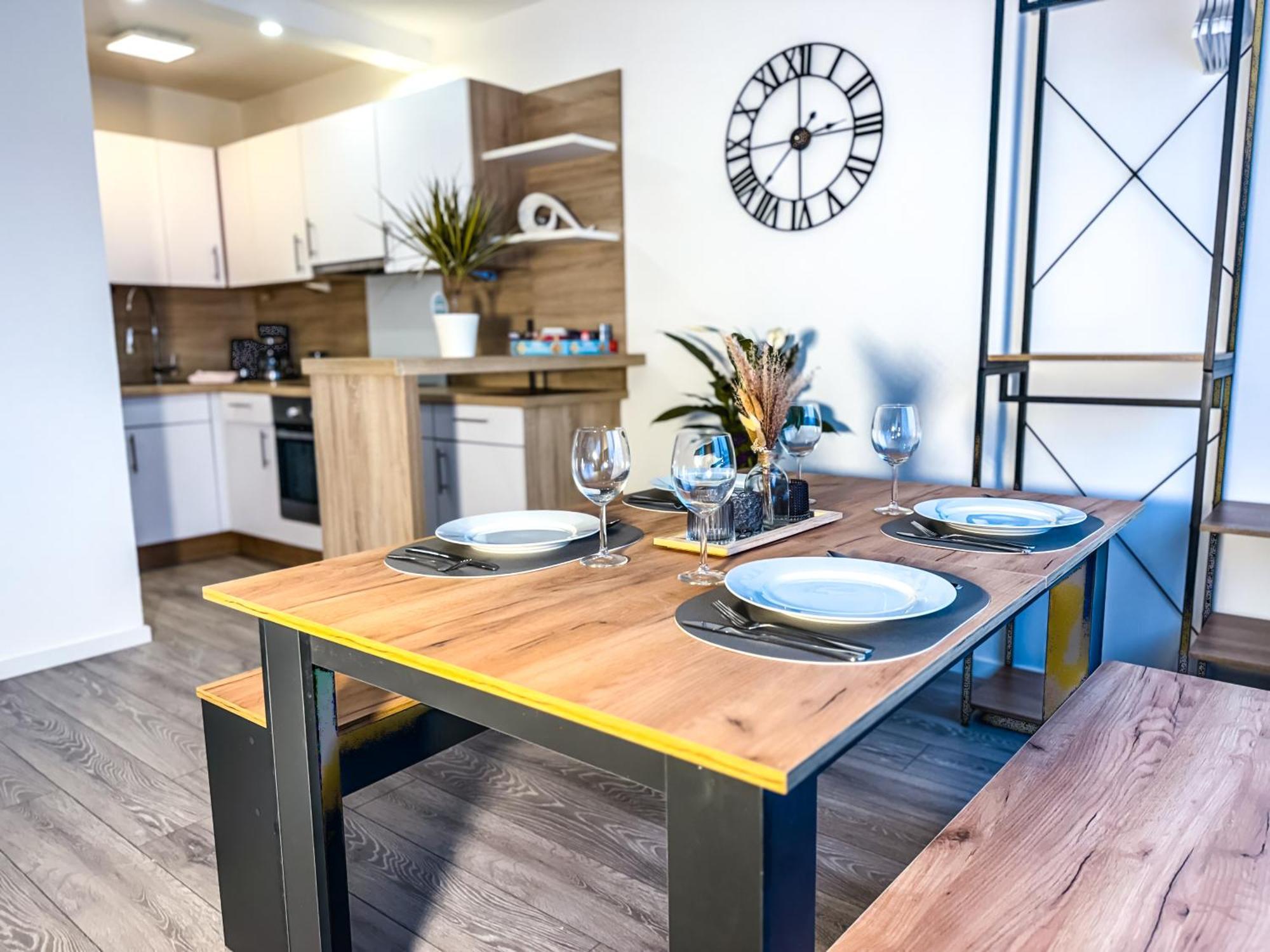 Immostay #6 - 4 Fuer 8 Personen, Wifi & Zentrum Appartement